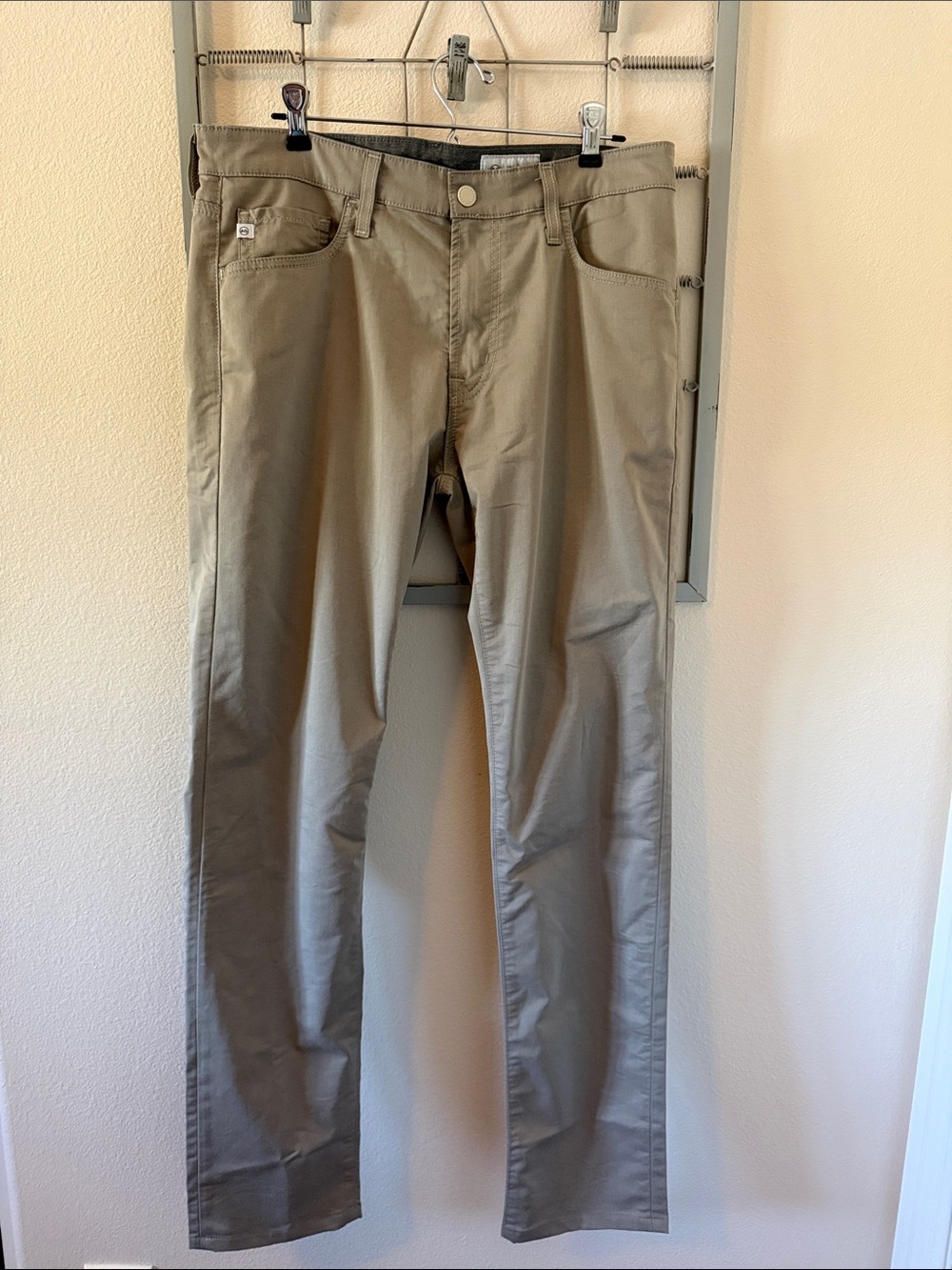 AG Size 32x34 Men's Neutral Khaki Straight Pants